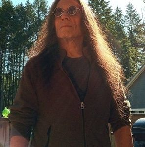 Meet your Posher, Don